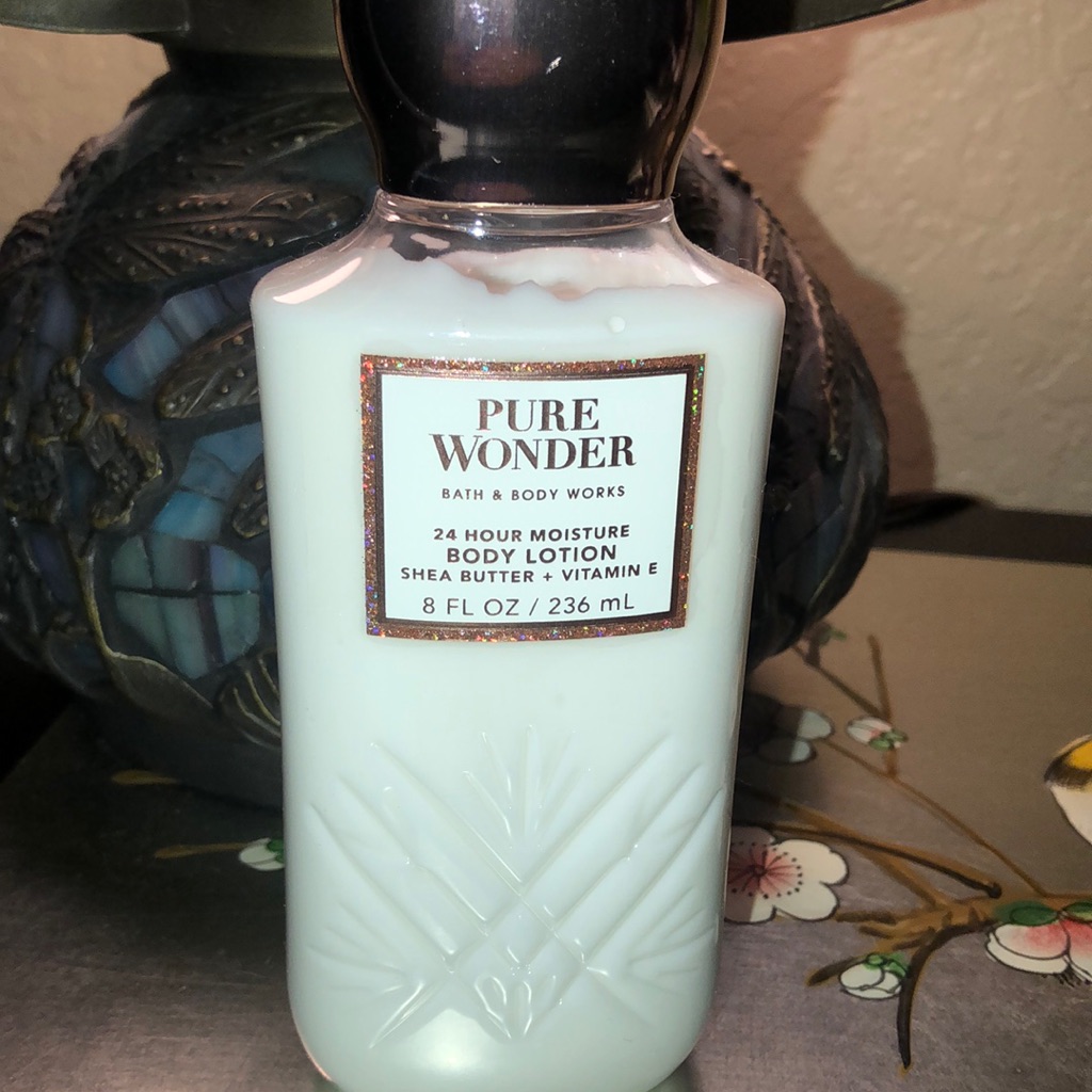 Bath And Bodyworks Pure Wonder Body Lotion